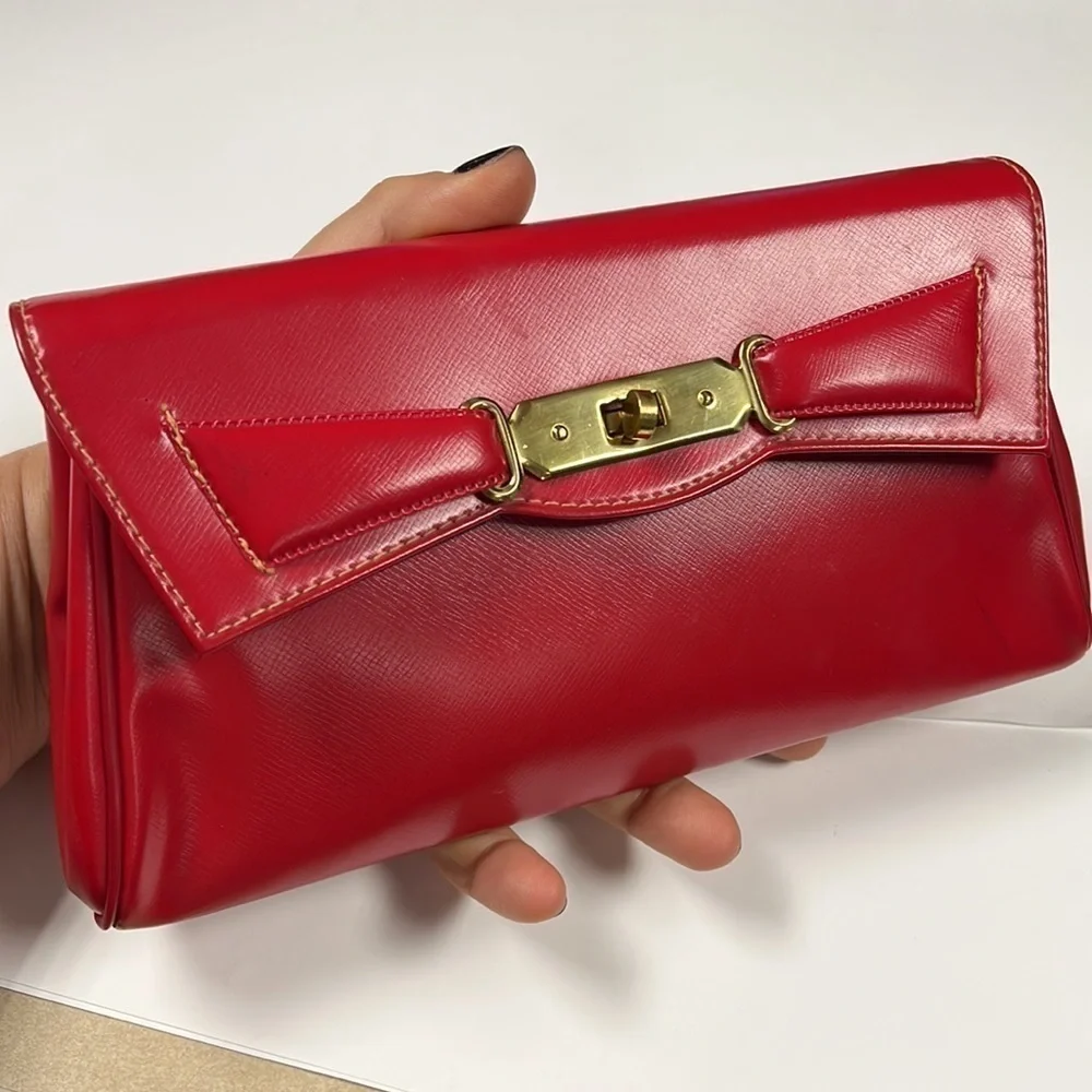Vintage Red Leather Turnlock Clutch Bag
